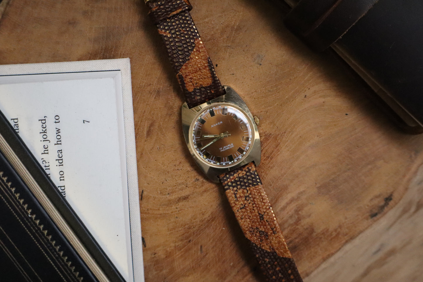 Anker Chocolate Dial