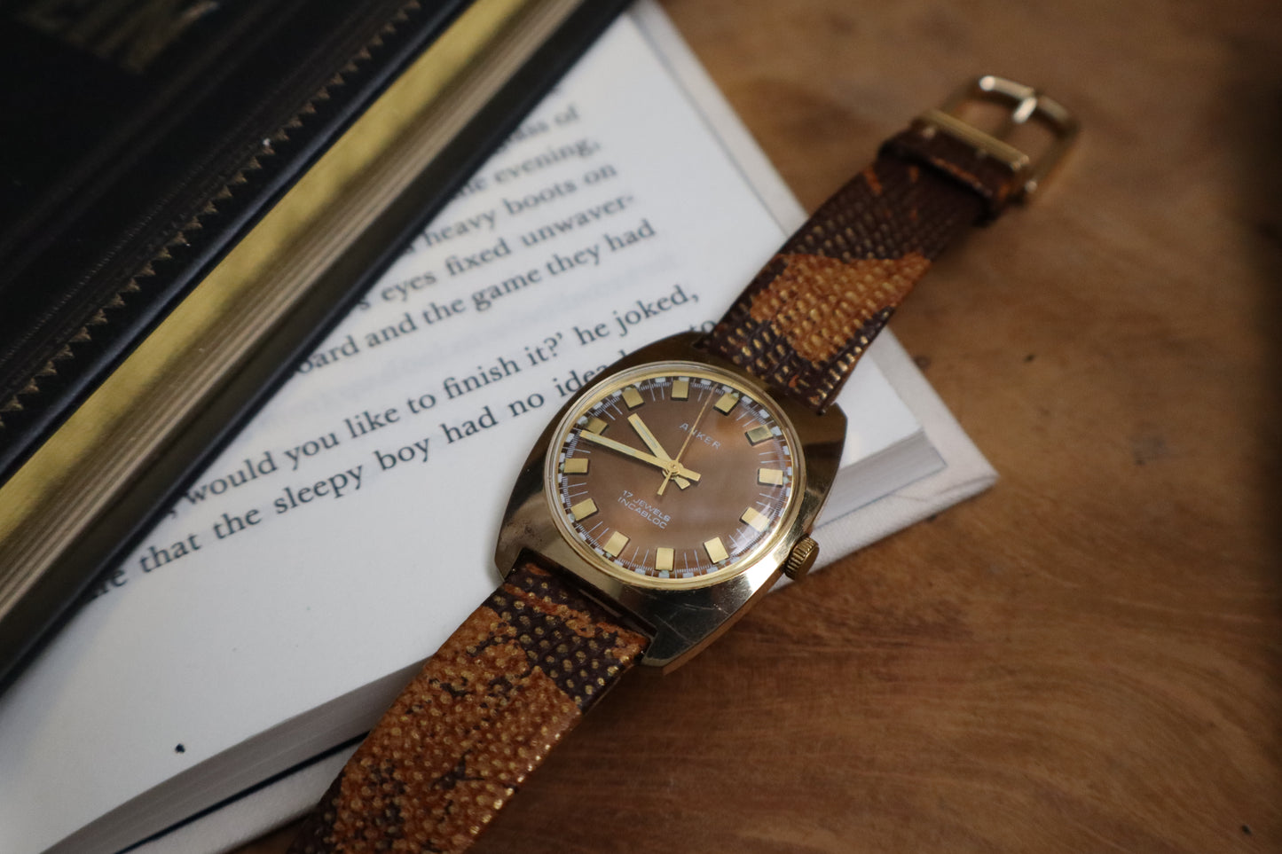 Anker Chocolate Dial
