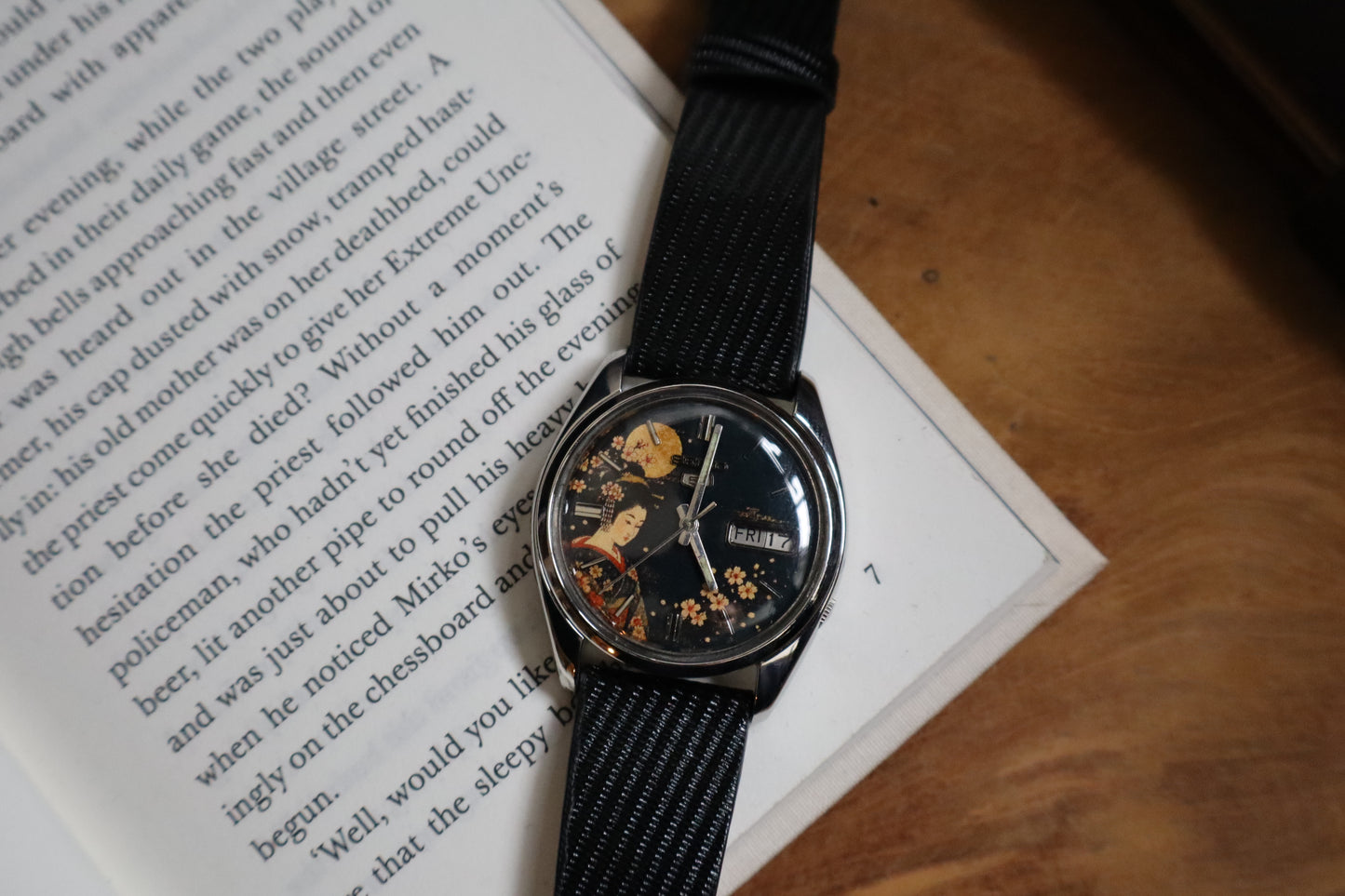 Seiko 5 Custom Geisha & Sakura Art Dial